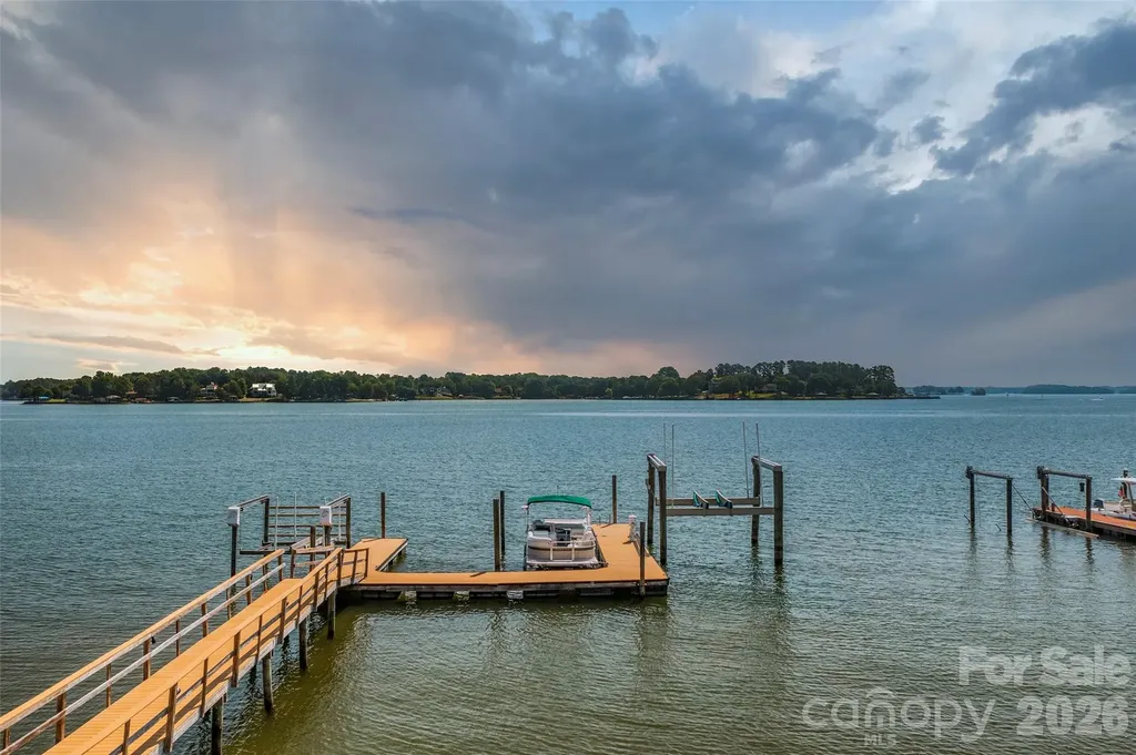 3446 Governors Island Drive Denver NC 28037