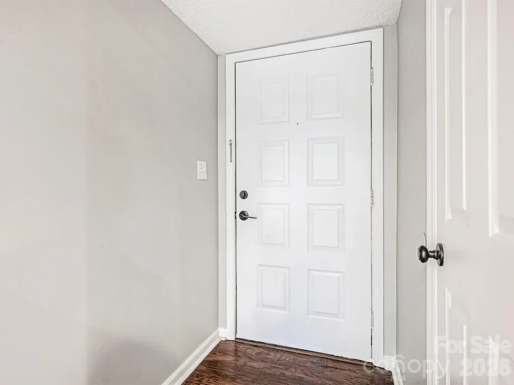 7378 Winery Lane Charlotte NC 28227