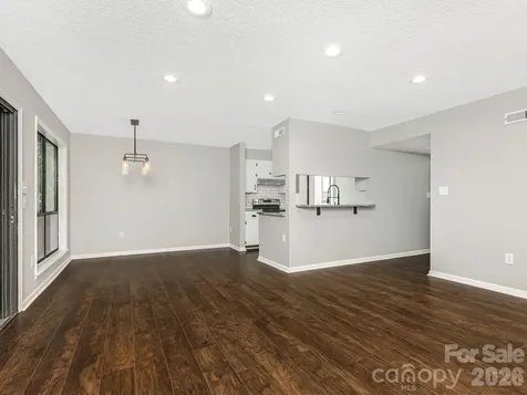7378 Winery Lane Charlotte NC 28227