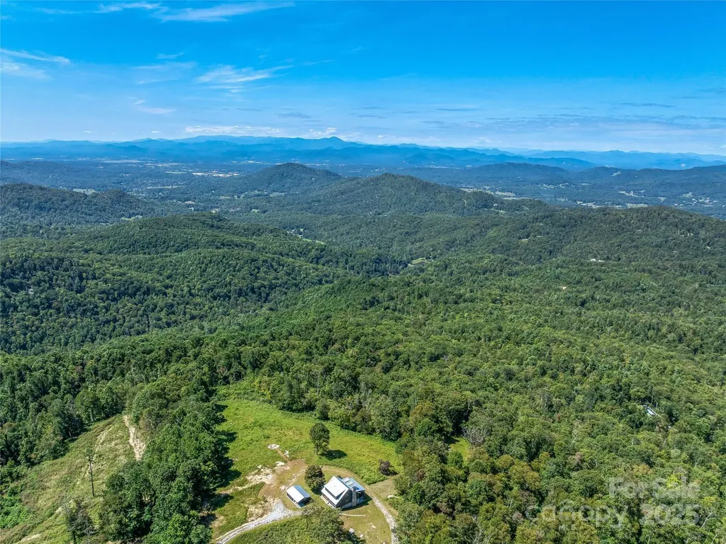 632 Justus Case Mountain Place Hendersonville NC 28792
