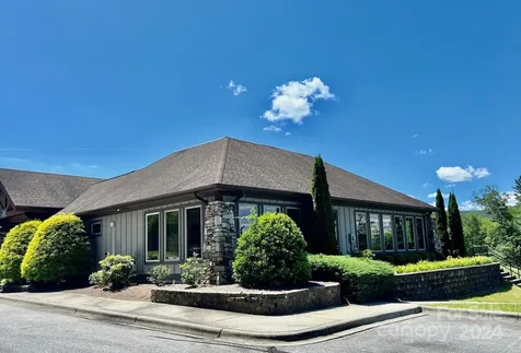 271 Mountain Morning Lane Hendersonville NC 28739
