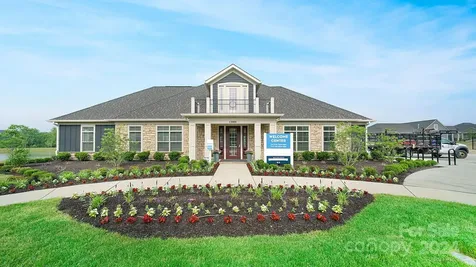 7567 Baybrooke Lane Harrisburg NC 28075