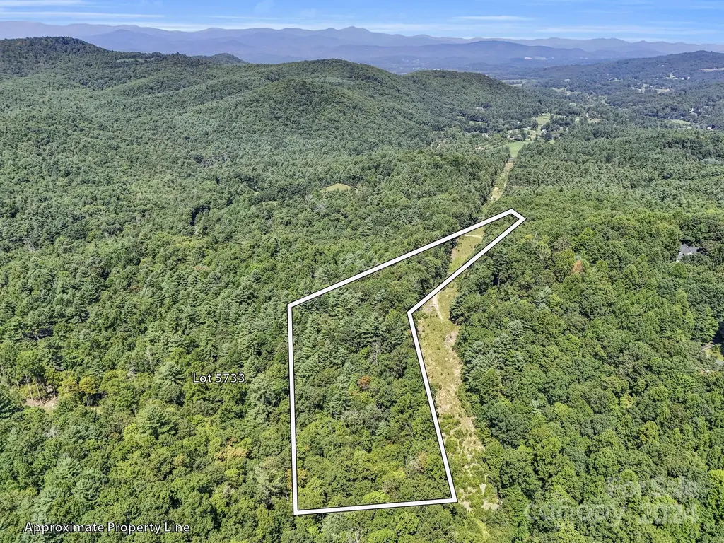 SR1196-A Evans Road Hendersonville NC 28739