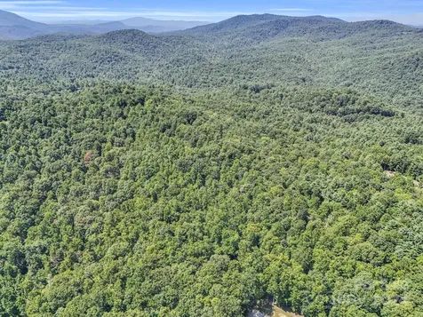 SR1196-B Evans Road Hendersonville NC 28739