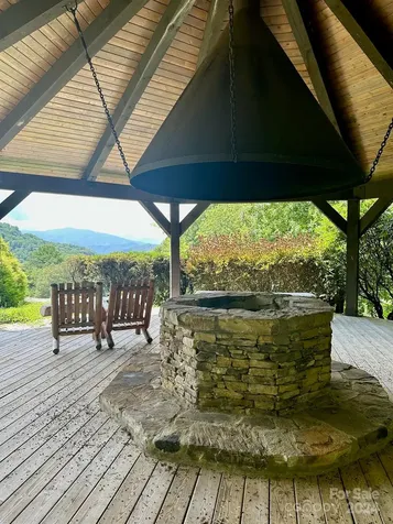 35 Flying Hawk Way Clyde NC 28721