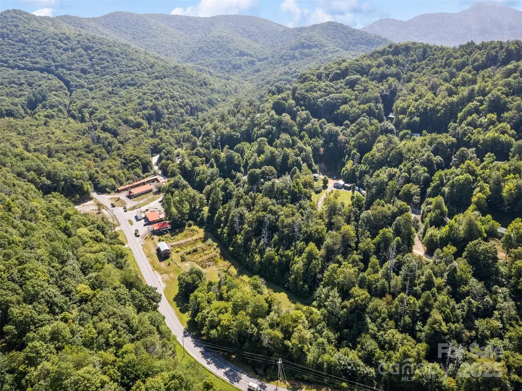 11178 Us 19 Highway N Maggie Valley NC 28751
