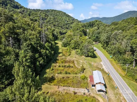 11178 Us 19 Highway N Maggie Valley NC 28751