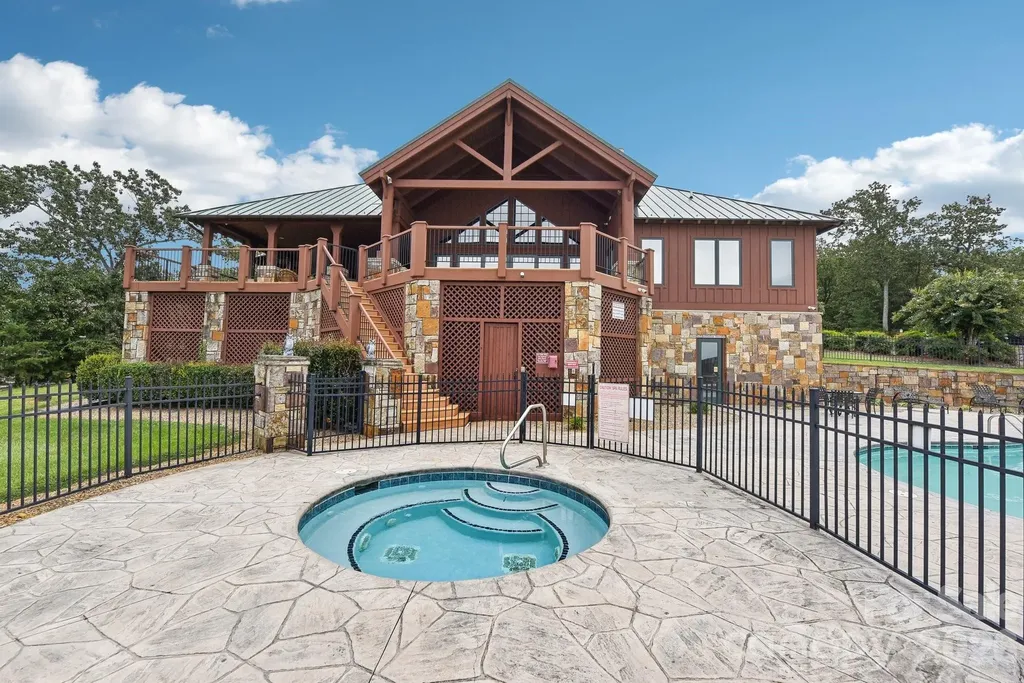 1430 Rocky Cove Lane Denton NC 27239