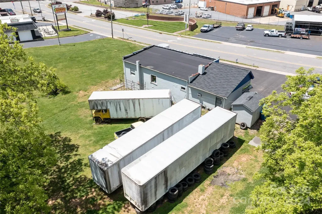 15 N Carolina Avenue Maiden NC 28650