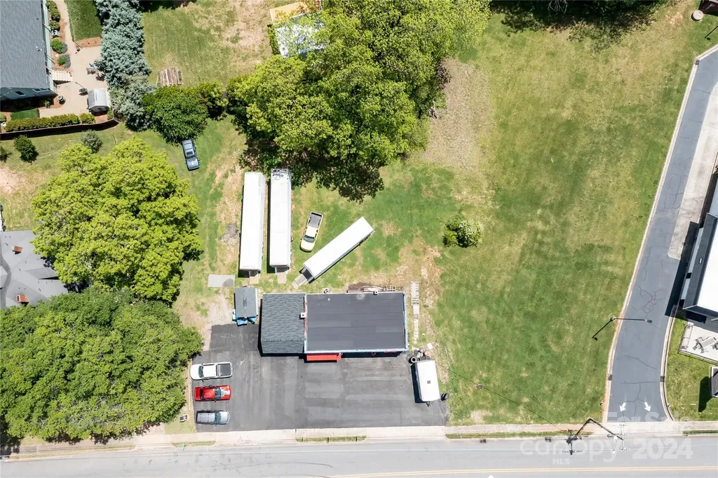 15 N Carolina Avenue Maiden NC 28650