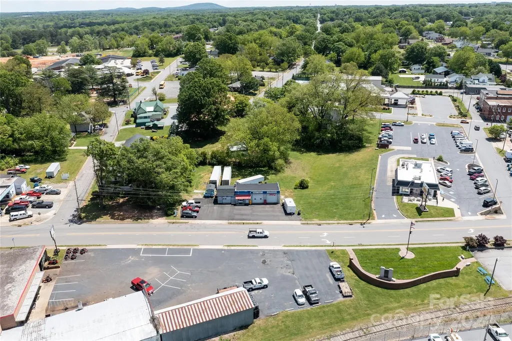 15 N Carolina Avenue Maiden NC 28650