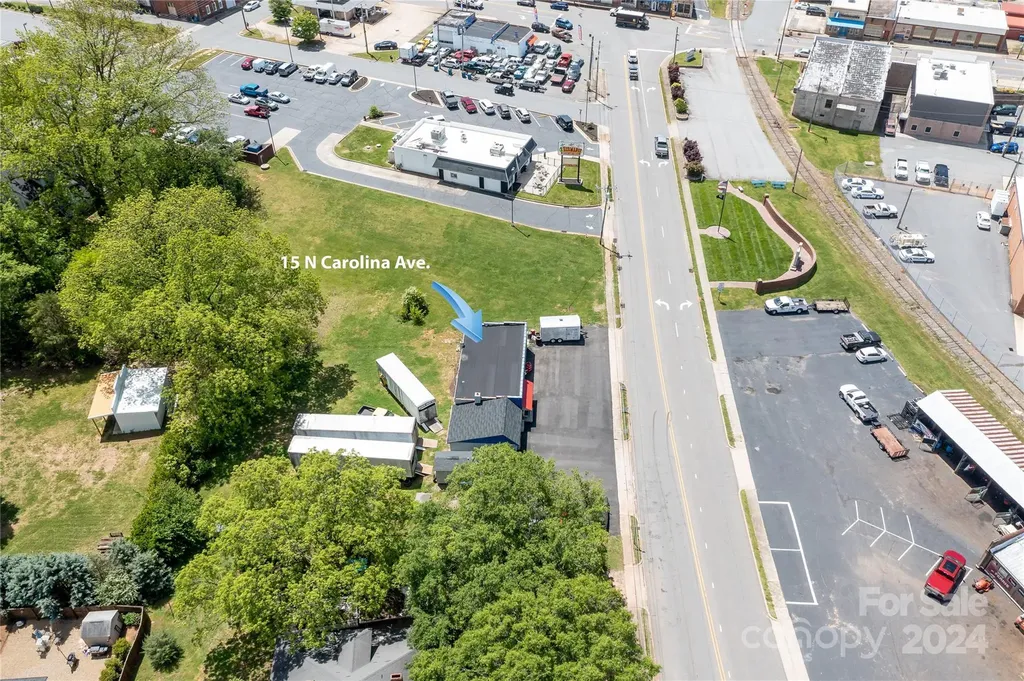 15 N Carolina Avenue Maiden NC 28650