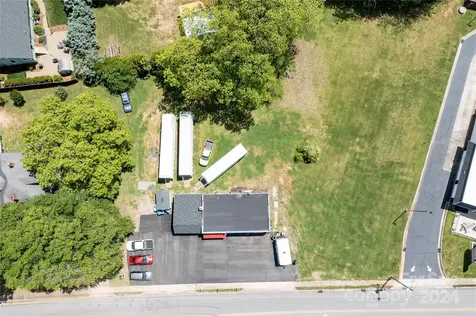 15 N Carolina Avenue Maiden NC 28650