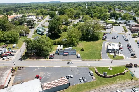 15 N Carolina Avenue Maiden NC 28650