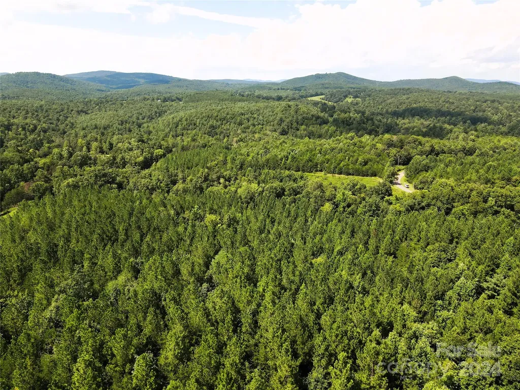 5157 Rhoney Road Connelly Springs NC 28612