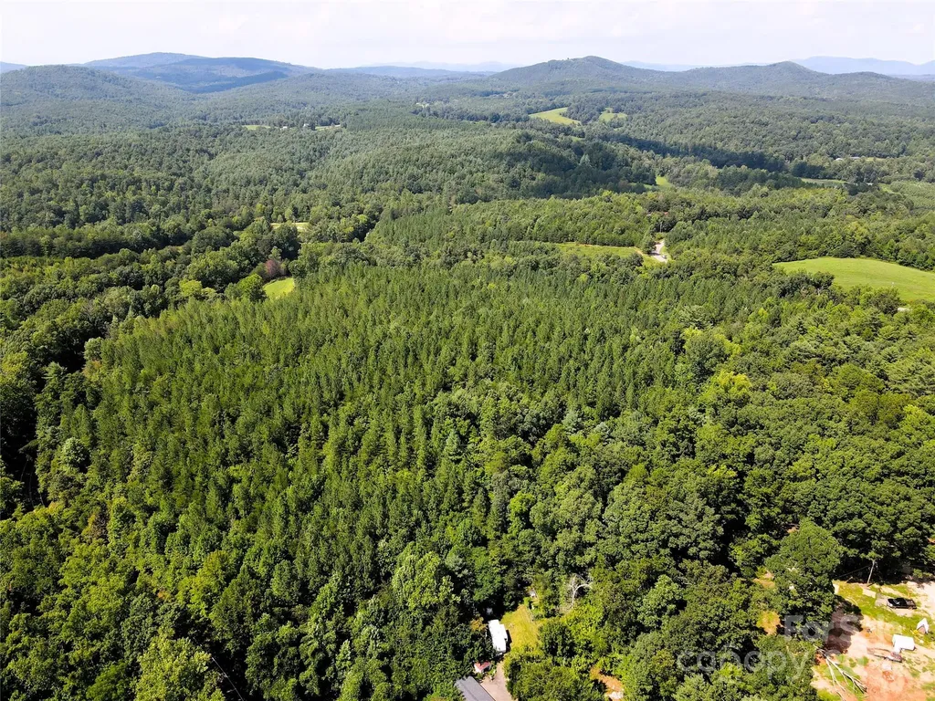 5157 Rhoney Road Connelly Springs NC 28612