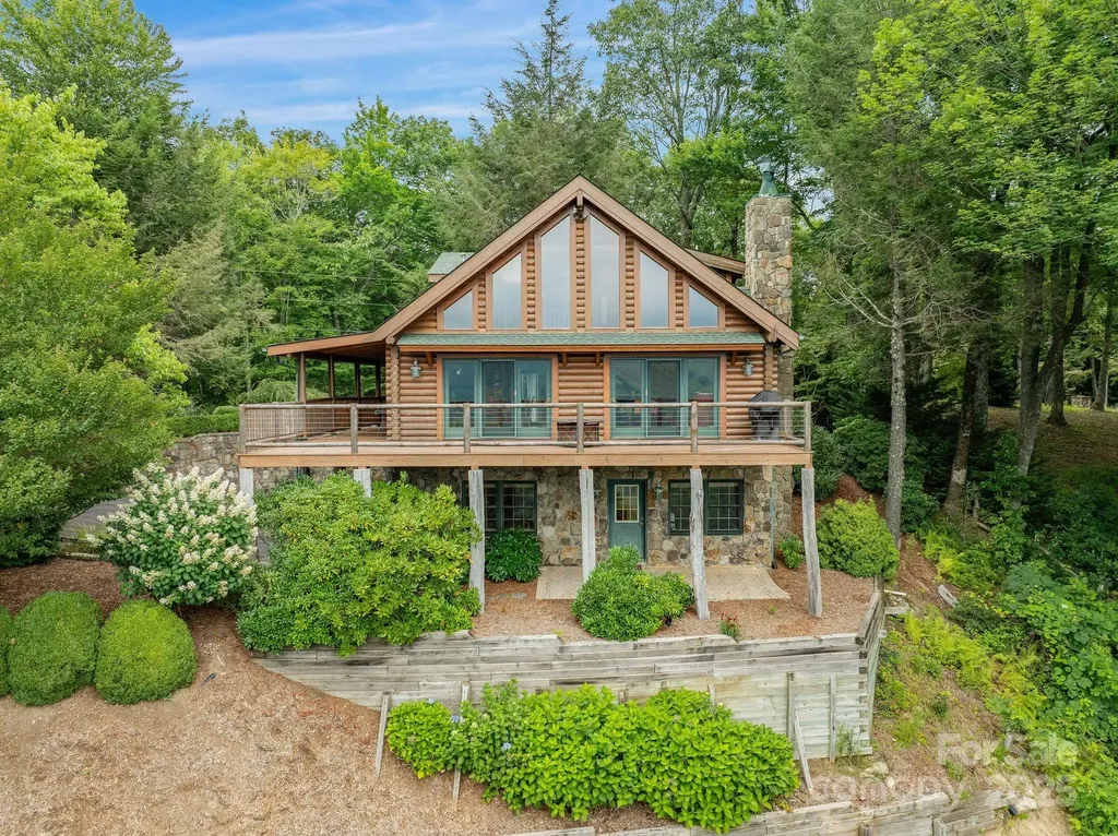 90 Forest Ridge Road Burnsville NC 28714