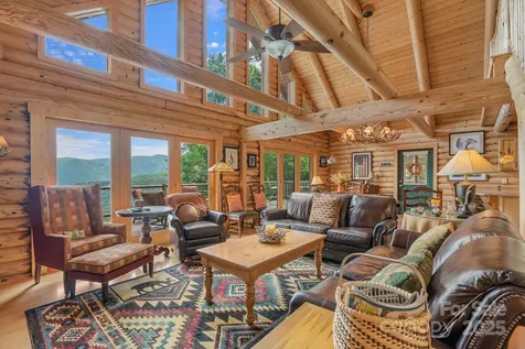 90 Forest Ridge Road Burnsville NC 28714