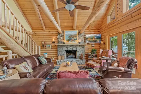 90 Forest Ridge Road Burnsville NC 28714