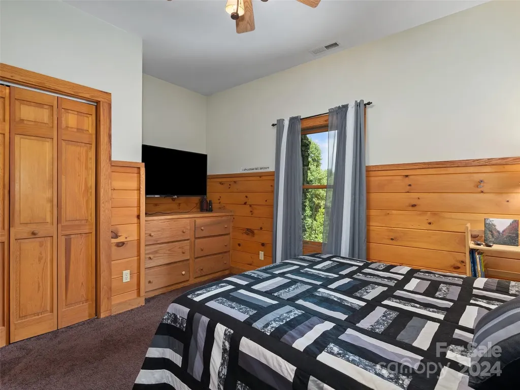 80 Austins Trail Canton NC 28716