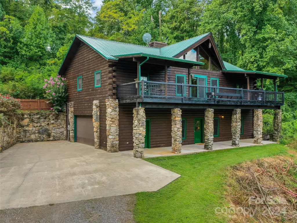 80 Austins Trail Canton NC 28716