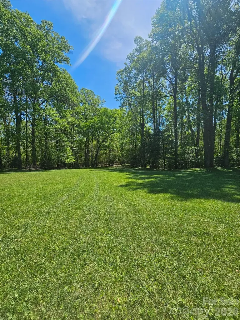 1104 Old Hwy 60 Highway Wilkesboro NC 28697