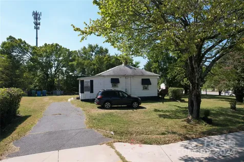 110 Sims Parkway Harrisburg NC 28075
