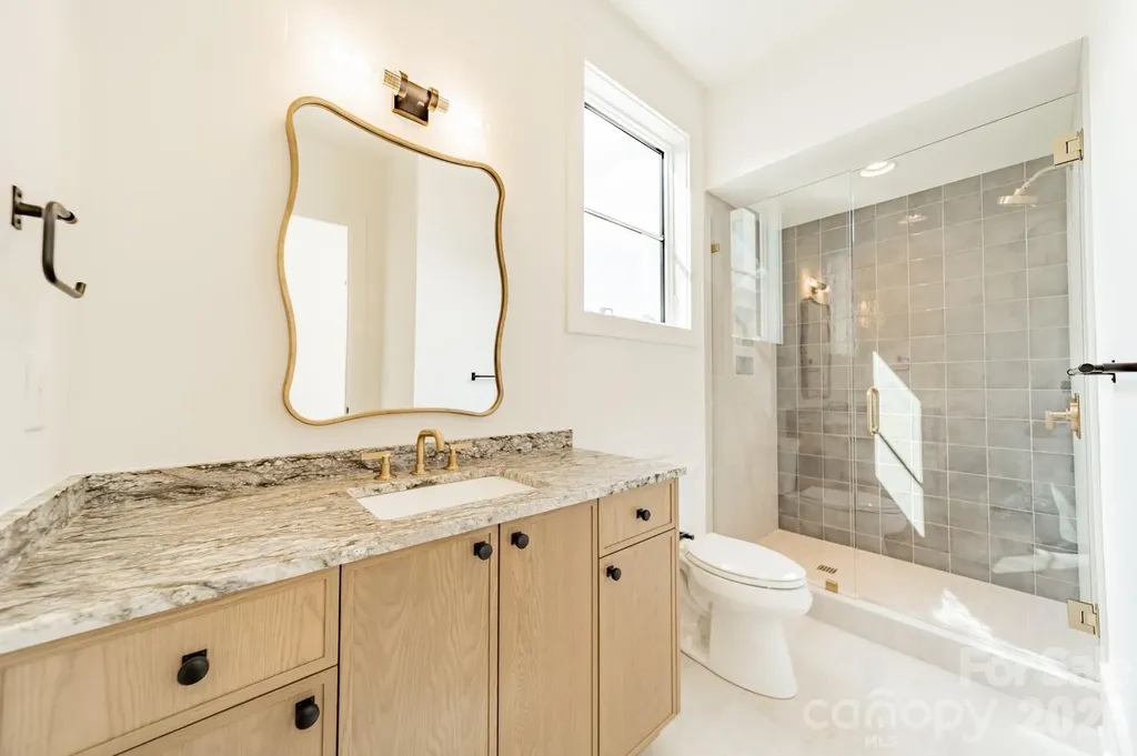 8022 Litaker Manor Court Charlotte NC 28270