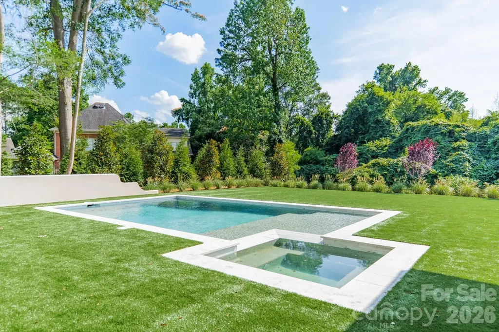 8022 Litaker Manor Court Charlotte NC 28270