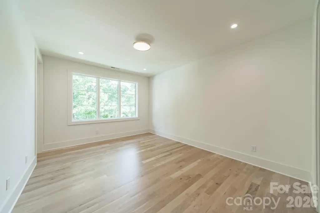 8022 Litaker Manor Court Charlotte NC 28270