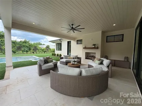 8022 Litaker Manor Court Charlotte NC 28270
