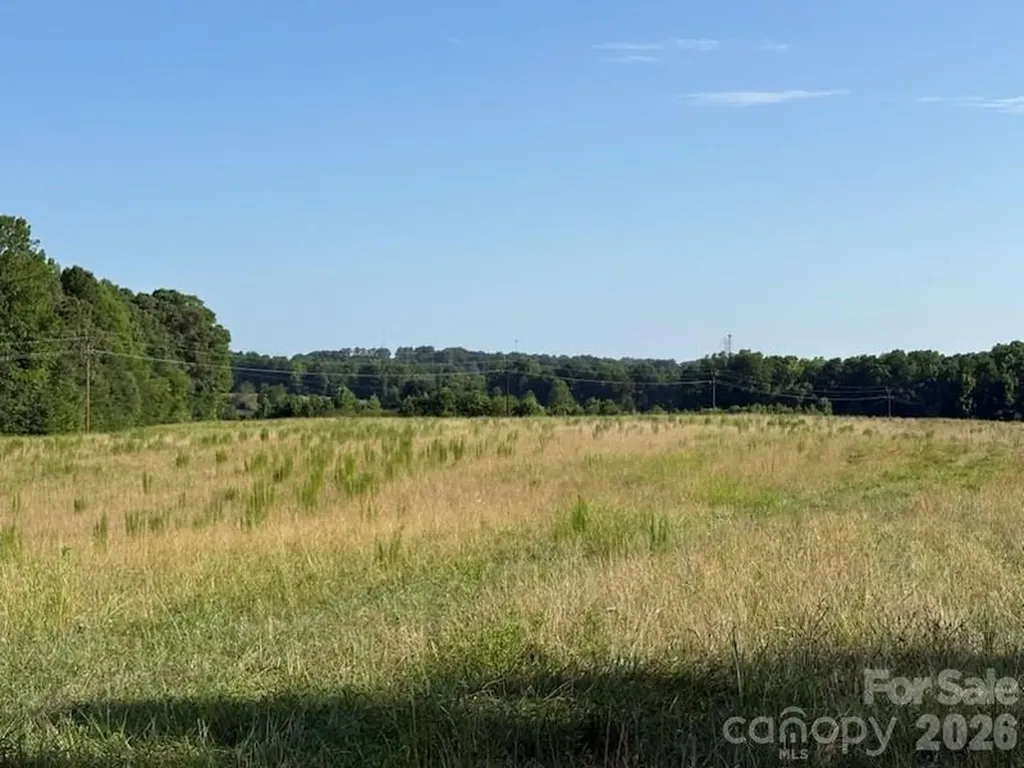 810 Mountain Crest Drive Kings Mountain NC 28086