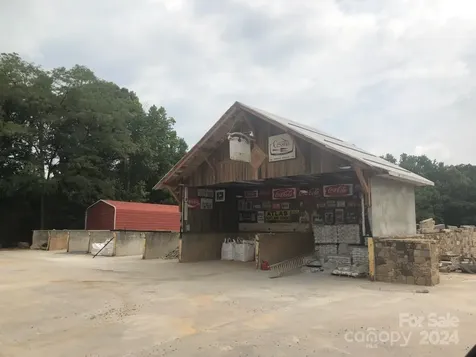 715 Oakridge Farm Highway Mooresville NC 28115