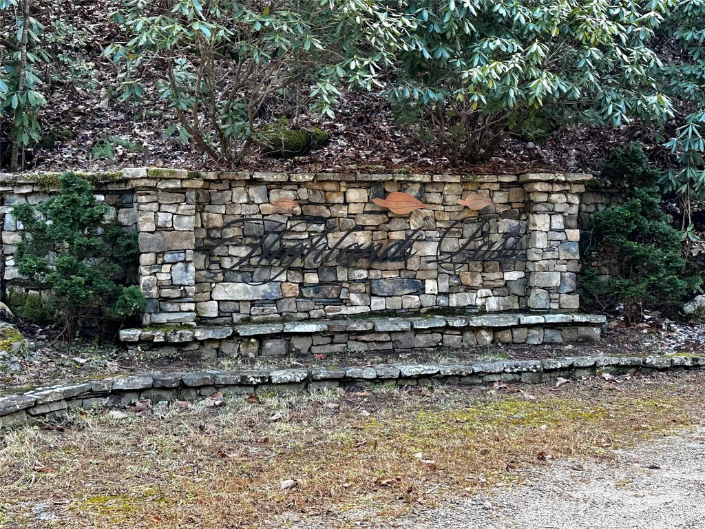 Lot 47 N Nickajack Road Franklin NC 28734
