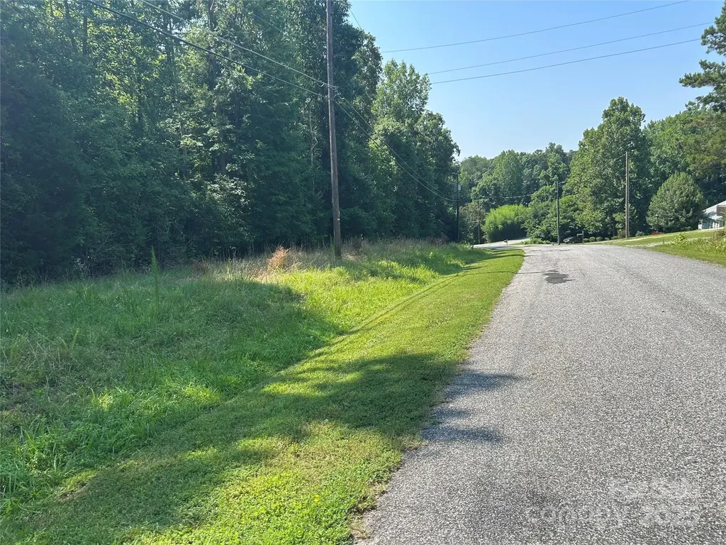 255 Bowers Road Thomasville NC 27360