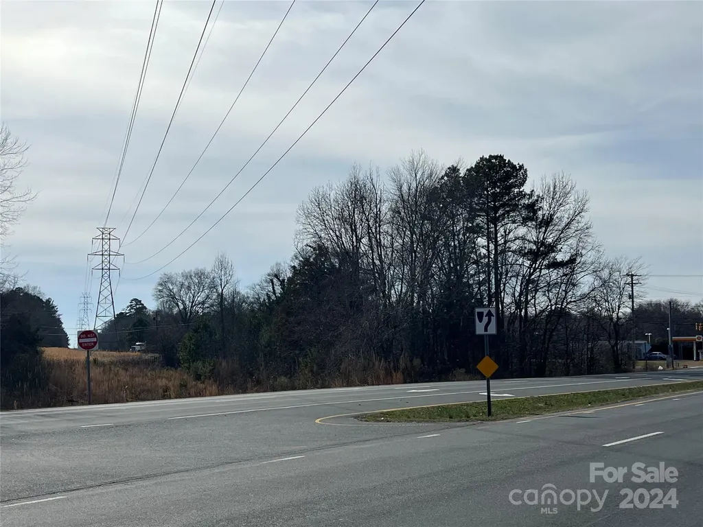 Vac Nc 24/27 Highway Albemarle NC 28001