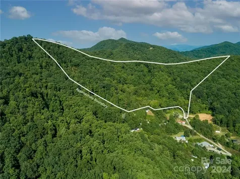 58 Grooms Road Candler NC 28715