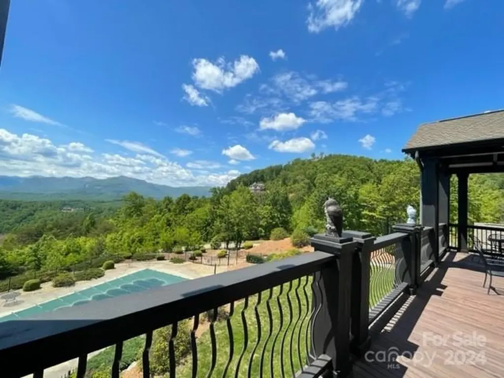 306 Rock Ledge Drive Lake Lure NC 28746
