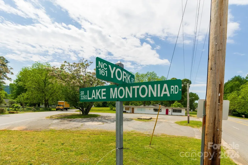 1003 York Road Kings Mountain NC 28086