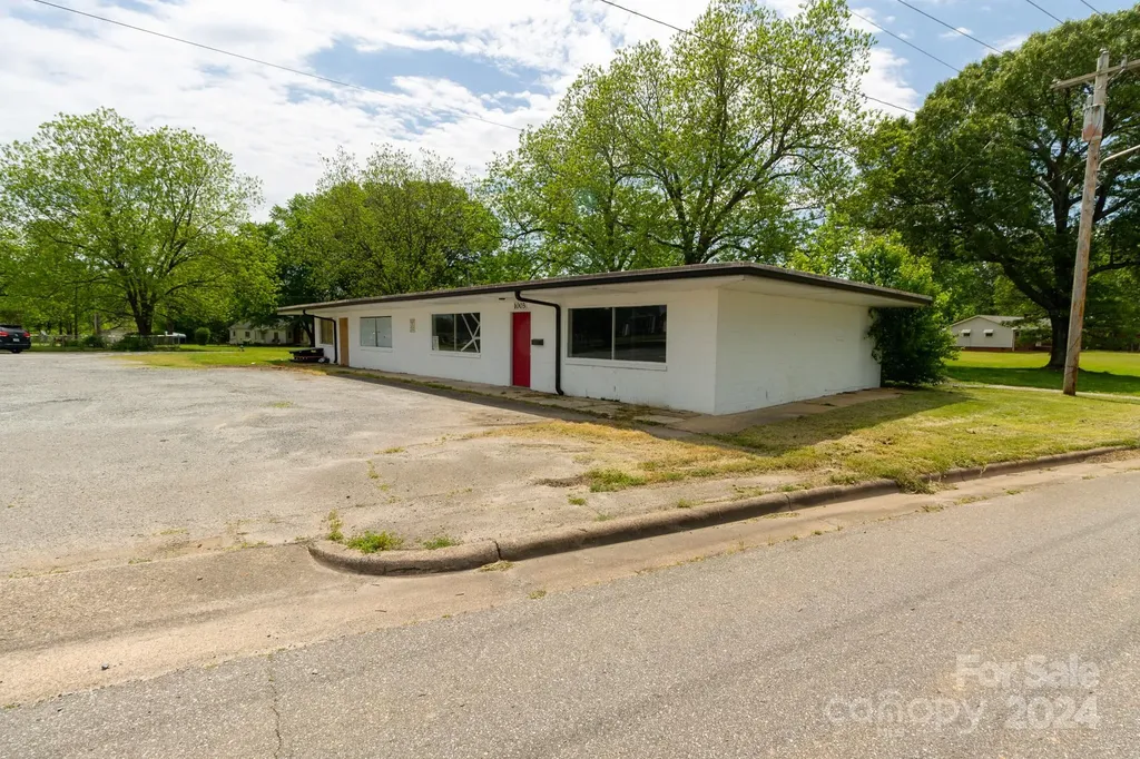1003 York Road Kings Mountain NC 28086