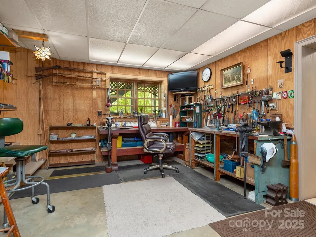 116 Sams Branch Road Candler NC 28715