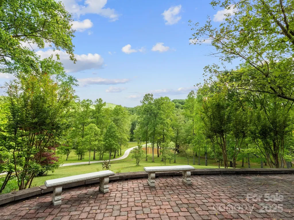 116 Sams Branch Road Candler NC 28715