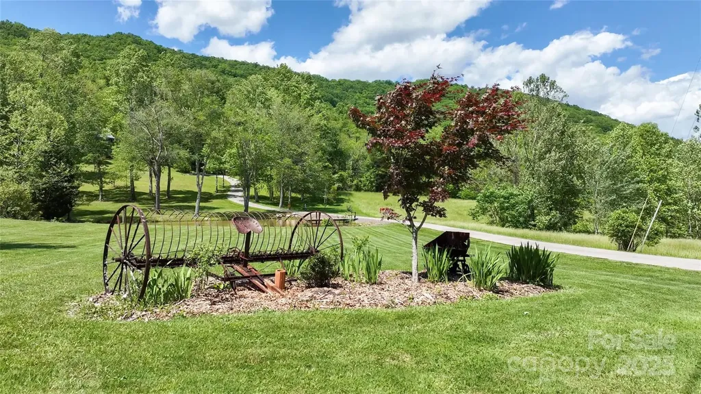 116 Sams Branch Road Candler NC 28715