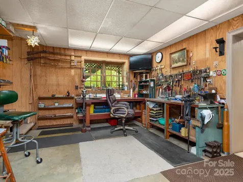 116 Sams Branch Road Candler NC 28715