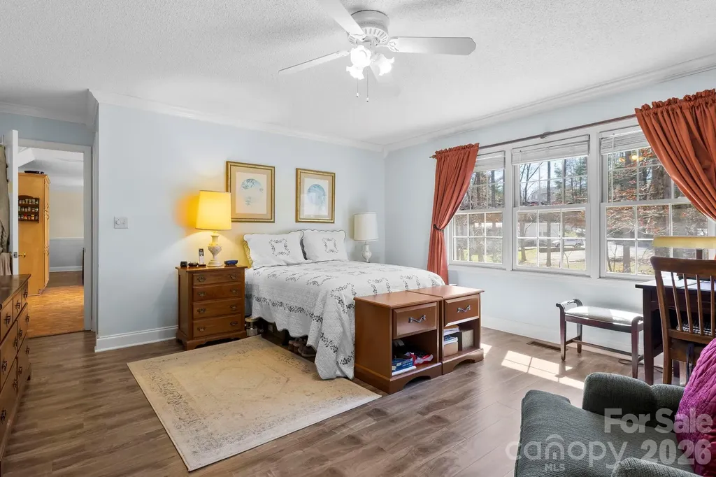 145 Fox Glen Drive Arden NC 28704