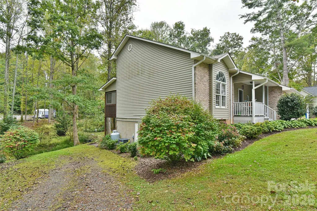 145 Fox Glen Drive Arden NC 28704