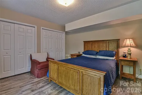 145 Fox Glen Drive Arden NC 28704