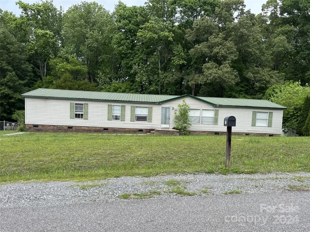 145 Crown Court Kings Mountain NC 28086