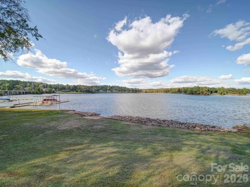 22 Garden Spot Lane Camden SC 29020