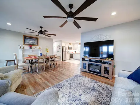 22 Garden Spot Lane Camden SC 29020